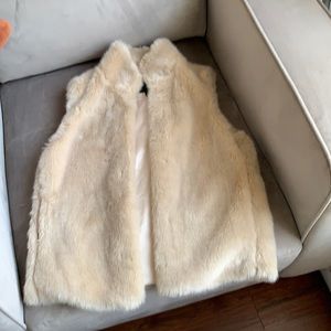 Dynamite Faux fur Vest